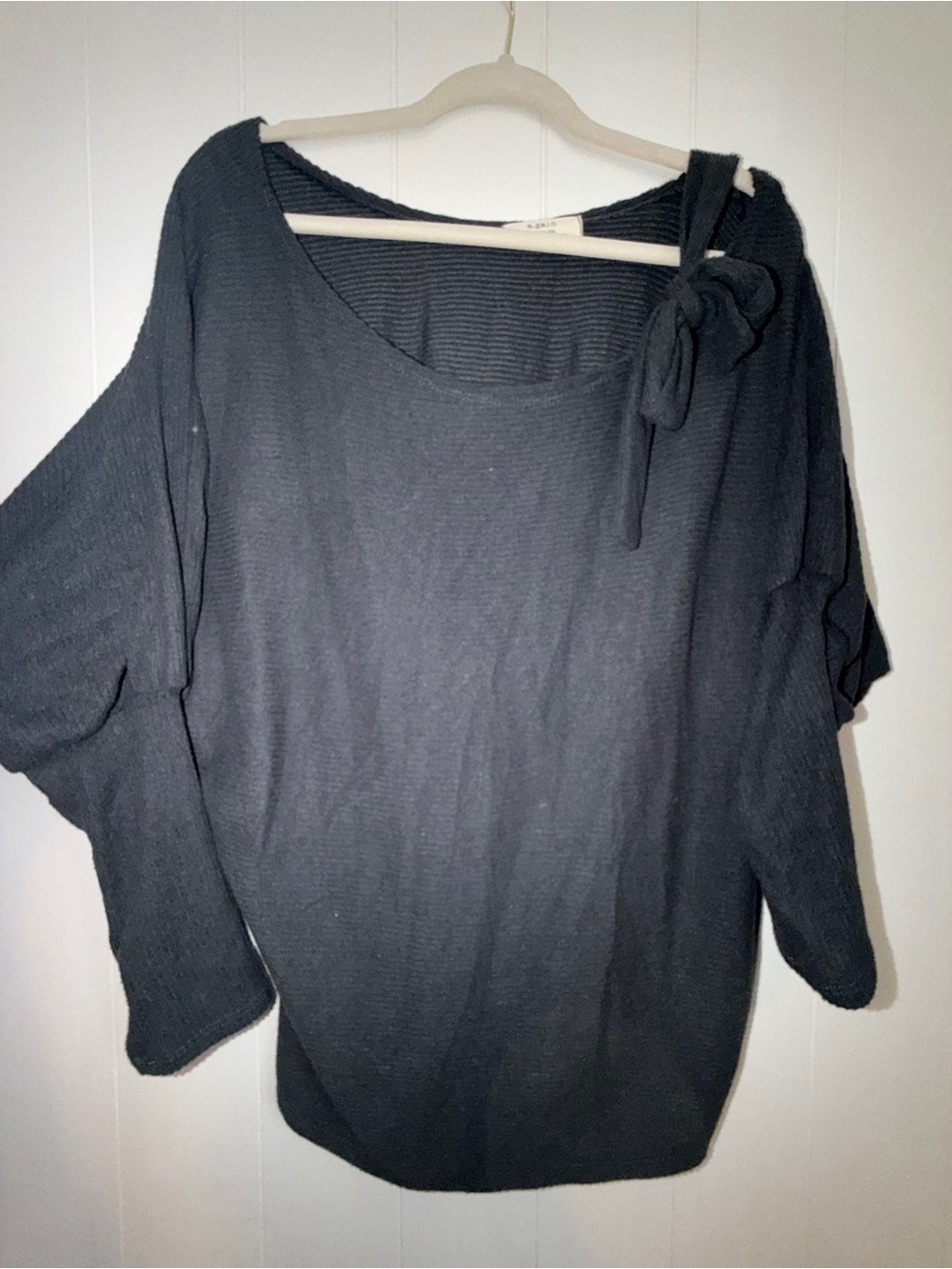 Off-the-Shoulder Knit Sweater with Shoulder Tie - Charcoal gray